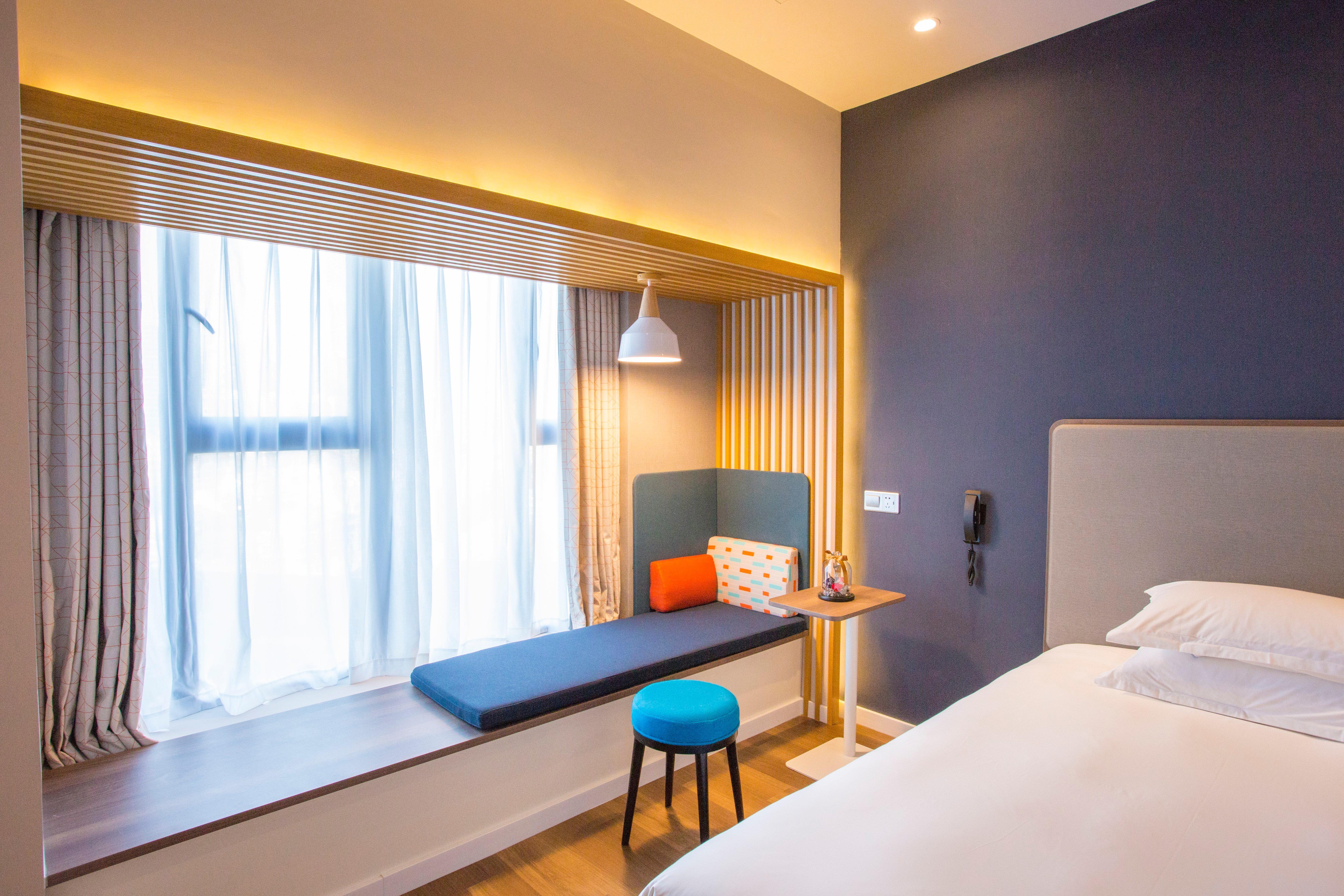 Holiday Inn Express - Wuhan Optical Valley By Ihg Exterior photo