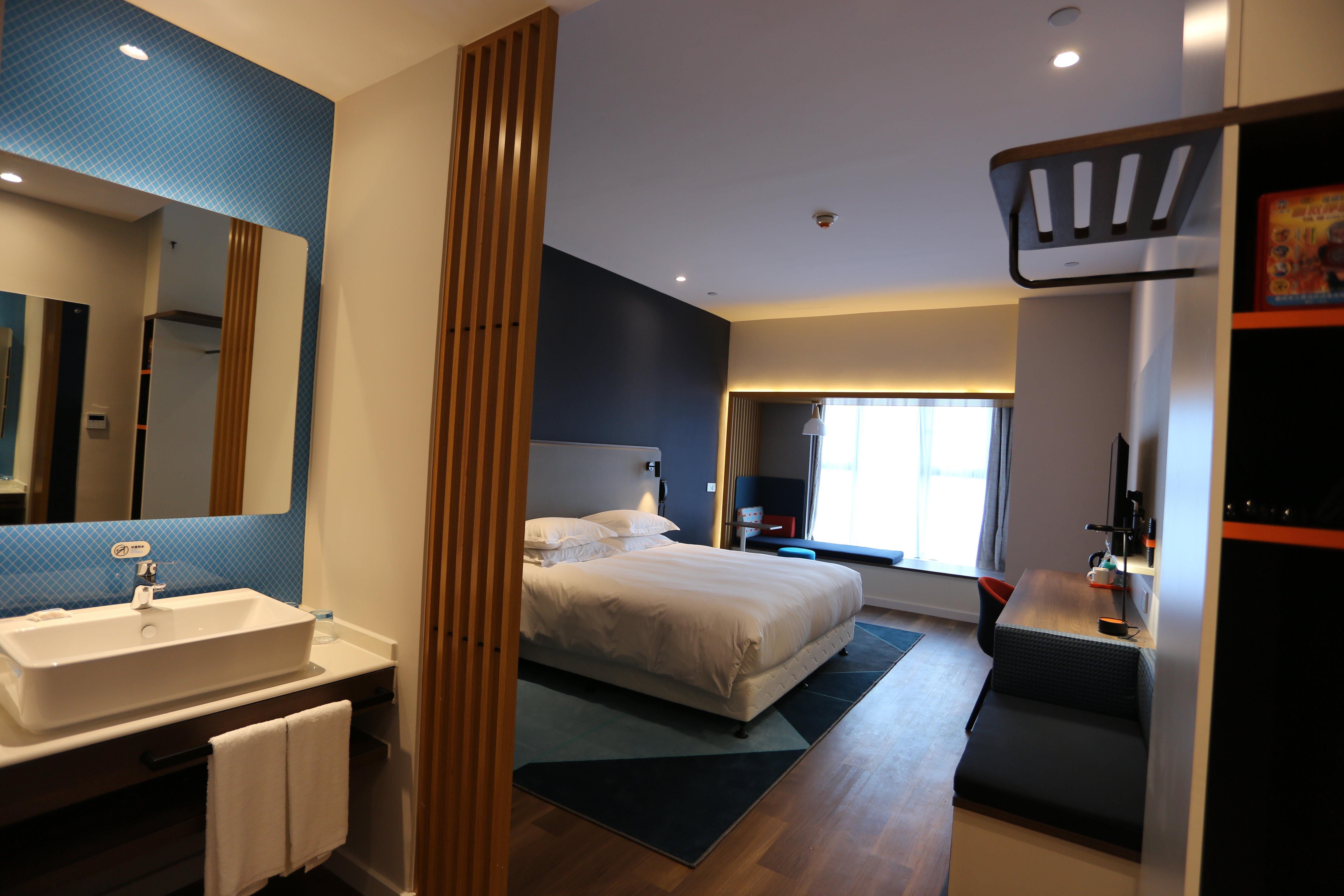 Holiday Inn Express - Wuhan Optical Valley By Ihg Exterior photo